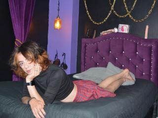 BanCollins - Live sex cam - 15850906