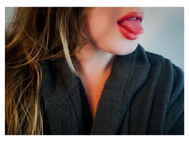 JuliaFrancaise - Live porn &amp; sex cam - 15856546