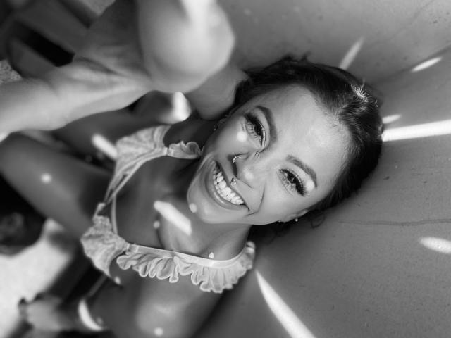 Amberv - Live porn &amp; sex cam - 15864818