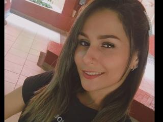 SophiiaI - Live sex cam - 15865998