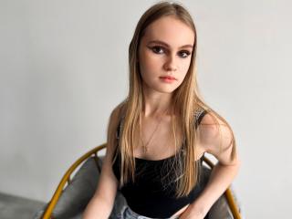 AlisonKristine - Live sexe cam - 15869574