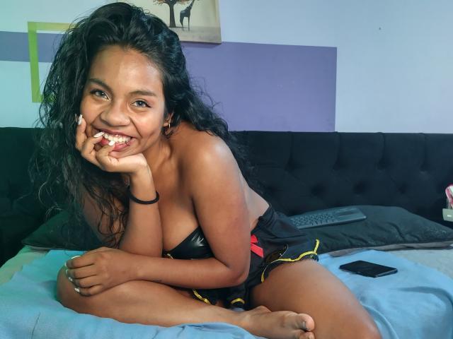 NathashaJhonsom - Live sex cam - 15873190