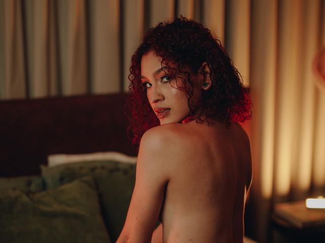 AvrilRojas - Live porn &amp; sex cam - 15874382