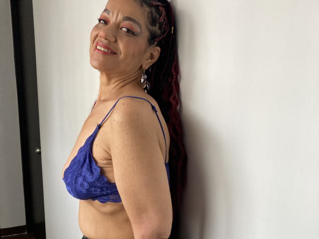 SamiraStone - Live sexe cam - 15879438