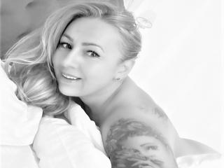HotKrystall - Sexe cam en vivo - 15883774