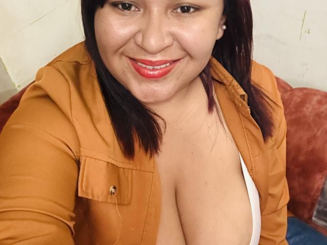 KarlaWild - Live sex cam - 15892634