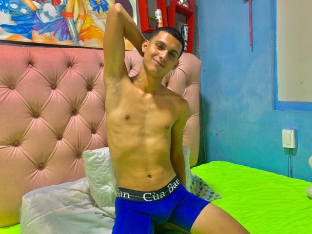 JamesRocky - Sexe cam en vivo - 15905786