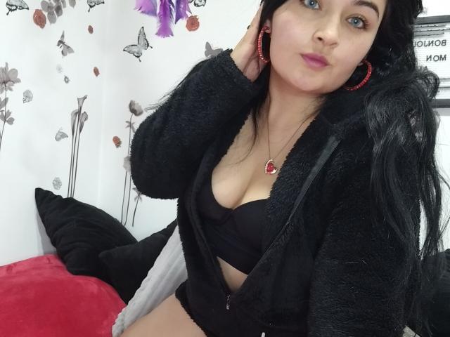 LindaSophieX - Live porn &amp; sex cam - 15909666