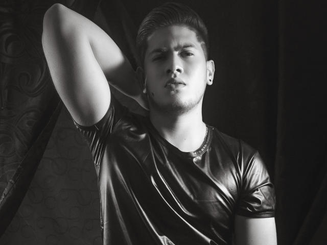 SebastiianMaxime - Live sex cam - 15916226
