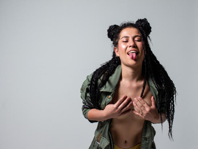 DeniseVarisov - Live Sex Cam - 15919218