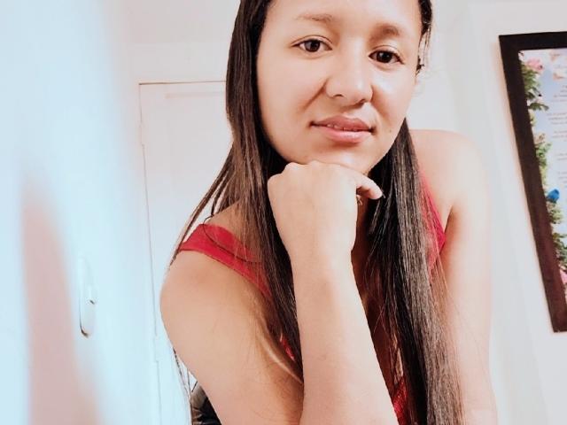 SaraBeckett - Live sexe cam - 15926106