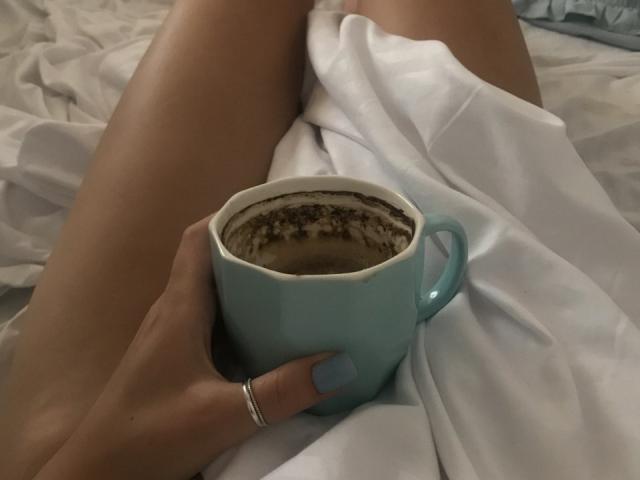 AurikaBriz - Élő pornó és szexkamera - 15930838