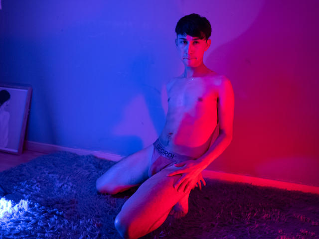 OliverMJ - Live sex cam - 15931562