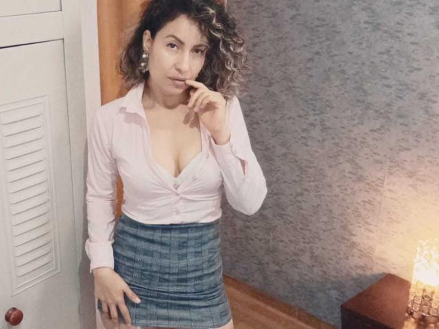 EroticSasha - Live sex cam - 15945118