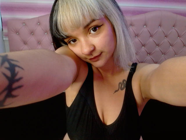 SophieHoffman - сексуальная веб-камера в реальном времени - 15952358