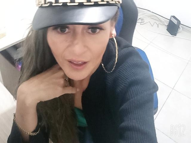 Maghenta - Live sex cam - 15958458