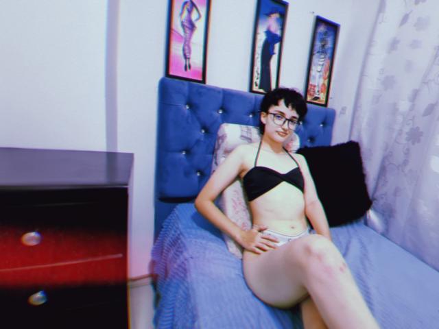 SweetAlessiaa - Live porn &amp; sex cam - 15963518