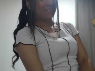 CloeMullerX - Live sex cam - 15965454