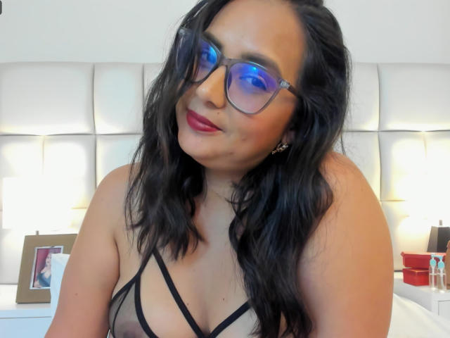 KendalReus - Live sex cam - 15967802