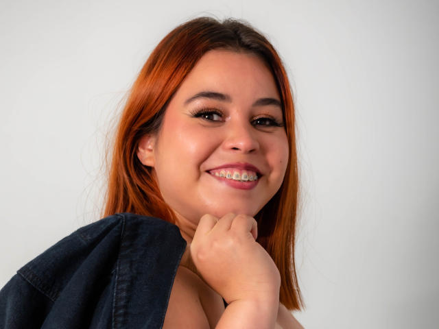 MartinaYoung - Live sex cam - 15974418