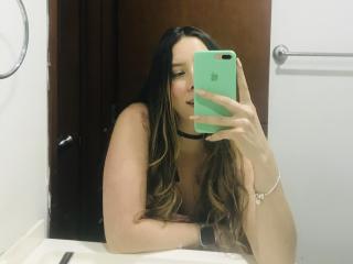 JanneLowry - Live sex cam - 15978378