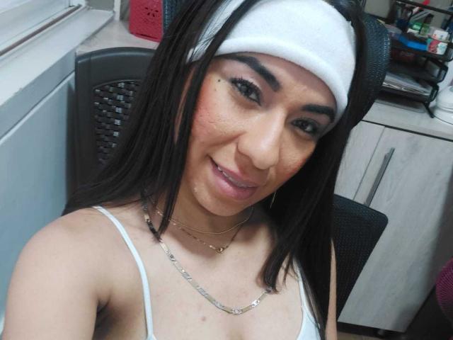 CloeMullerX - Sexe cam en vivo - 15978618