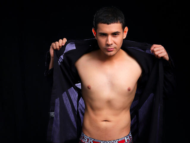 AlexiSpears - Live Sex Cam - 15979050