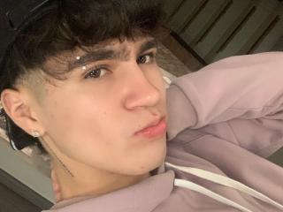 AustinKings - Live Sex Cam - 15985358