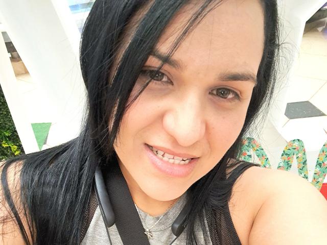 VivianaThomson - Élő pornó és szexkamera - 15995282