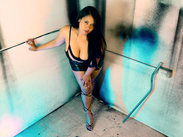 SolMorriset - Live sex cam - 15999014