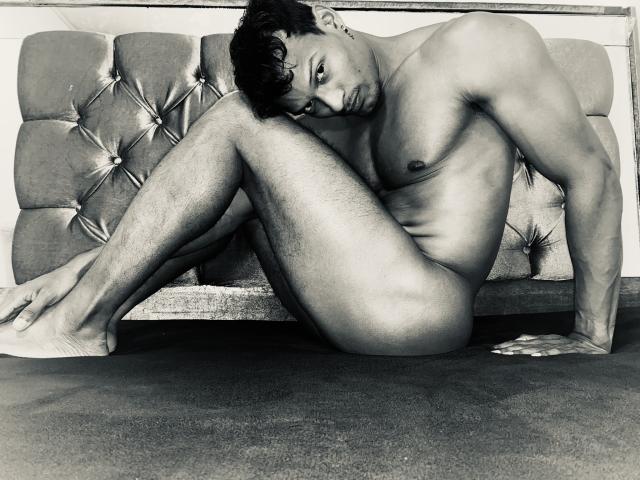 JacksonCooper - Live Sex Cam - 16000422