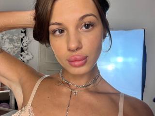 JuicyKhloe - Live porn & sex cam - 16008058