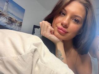 JuicyKhloe - Live porn &amp; sex cam - 16008070