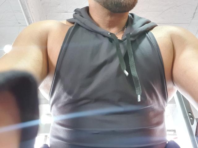 SwettyMacho - Live porn &amp; sex cam - 16008462