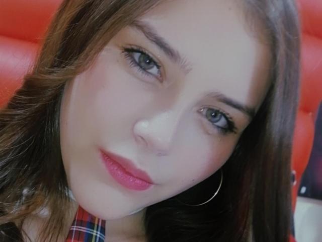 AliceFerreira - Sexe cam en vivo - 16009250