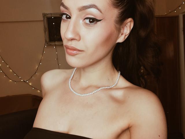 VievienneClemente - Live sex cam - 16016562