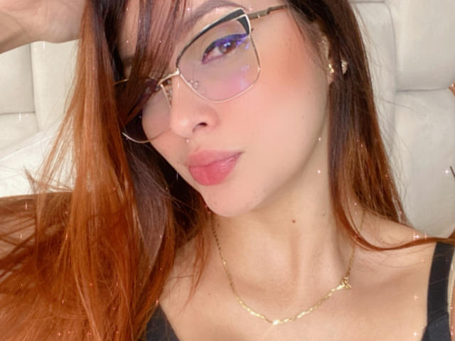 EmilyParkerr - Live sex cam - 16038178