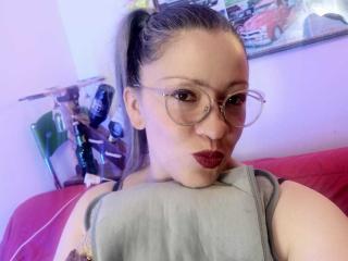 CharloteEzra - Live porn & sex cam - 16045786