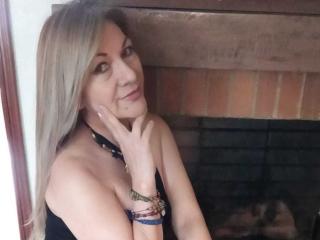 SamanthaMaature - Live Sex Cam - 16049996