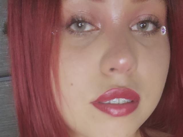 MartinaYoung - Live porn &amp; sex cam - 16050354