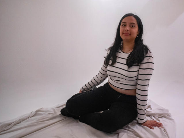 NeomiVegea - Sexe cam en vivo - 16064344