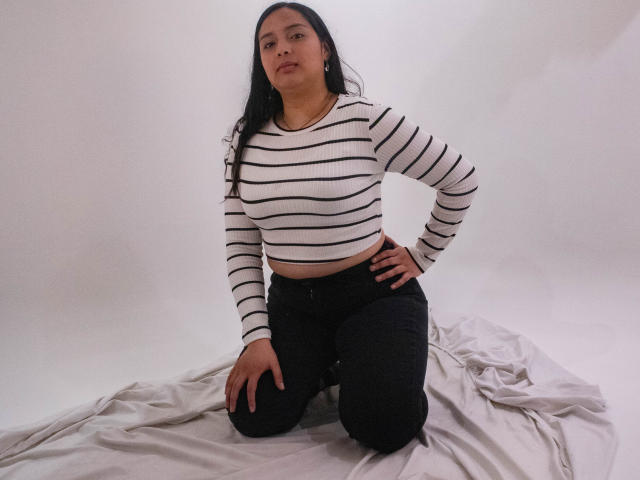 NeomiVegea - Sexe cam en vivo - 16064425