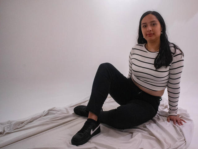 NeomiVegea - Sexe cam en vivo - 16064431