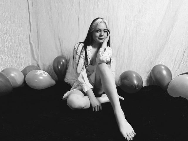 EvaVils - Live sex cam - 16079574