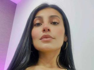 IsabellaColledani - сексуальная веб-камера в реальном времени - 16082702