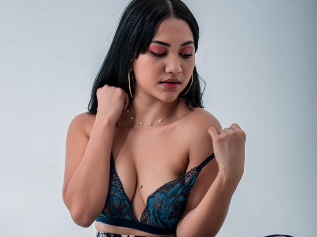 IrinaShery - Sexe cam en vivo - 16096162