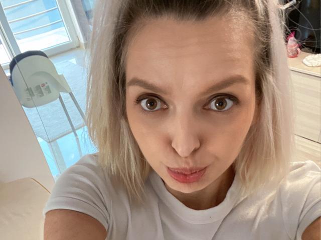 DouceAmelia - Live porn &amp; sex cam - 16107198