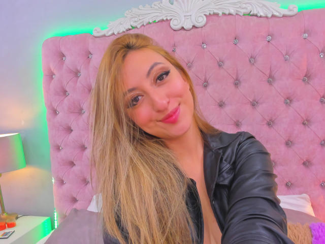 SabrinaMontana - Live sexe cam - 16120530