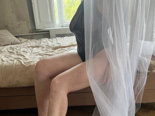 Innysik - Live sex cam - 16133026