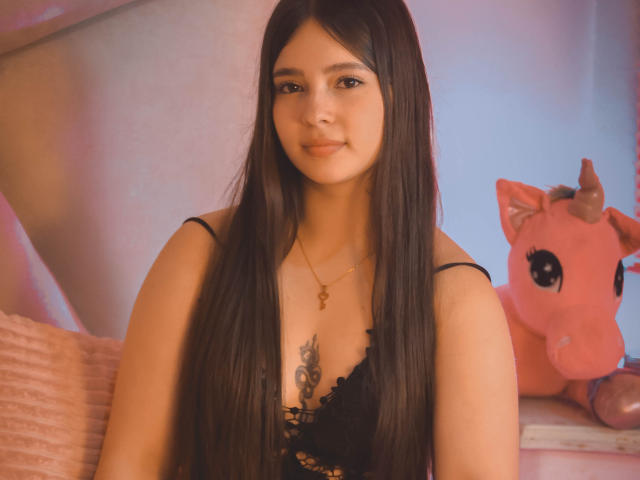 EmilyeKarter - Sexe cam en vivo - 16135586